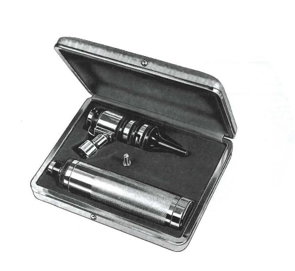 Juego de otoscopio: compuesto por mango a batería (sin baterías), 3 espéculos para oído, 1 bombilla, en estuche forrado de terciopelo